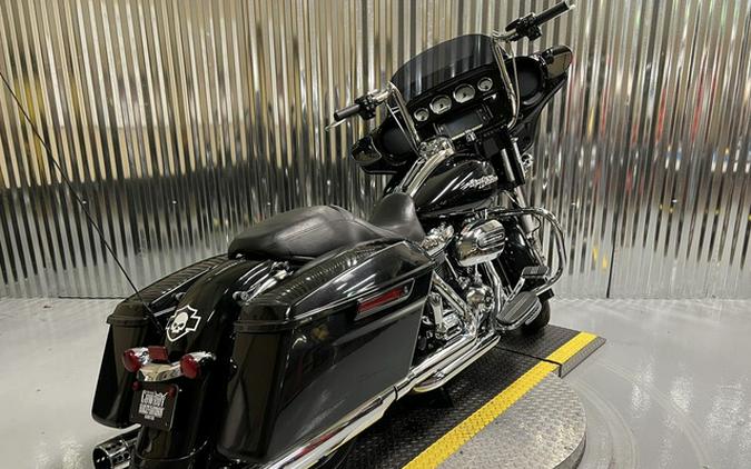 2017 Harley-Davidson FLHXS - Street Glide Special