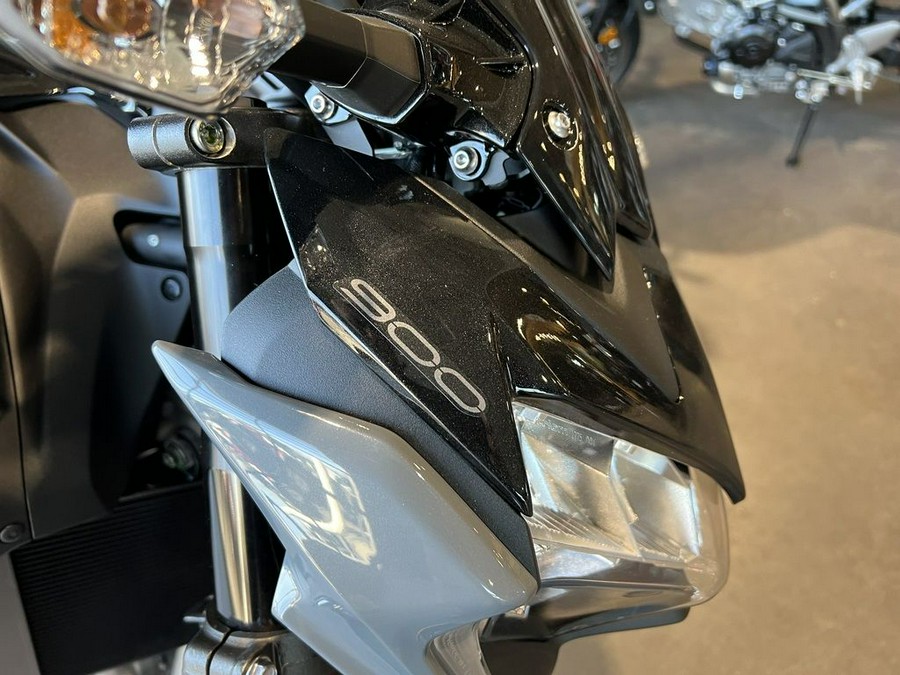 2024 Kawasaki Z900 ABS Metallic Spark Black/Metallic Matte Dark Gray