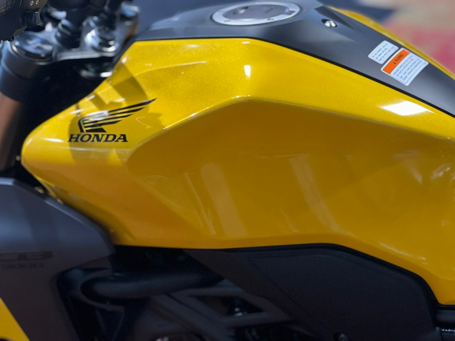 2025 Honda CB300R ABS