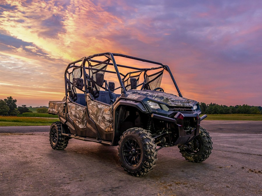 2025 Honda Pioneer 1000-6 Deluxe Crew