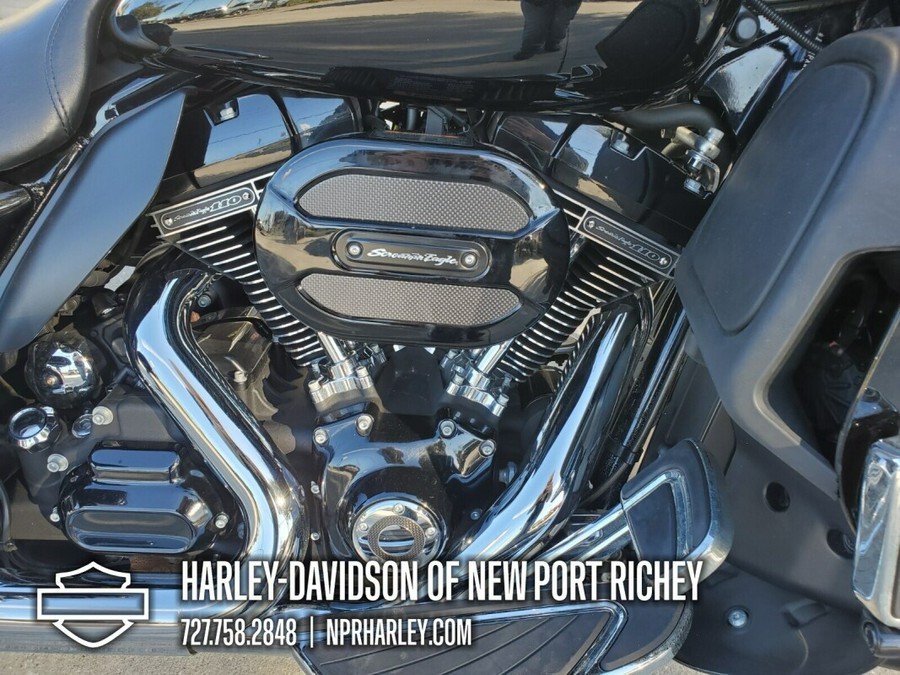 2015 Harley-Davidson® CVO™ Street Glide®