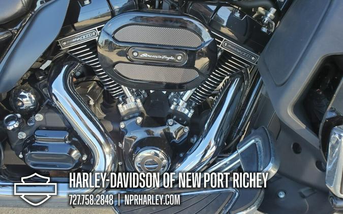 2015 Harley-Davidson® CVO™ Street Glide®