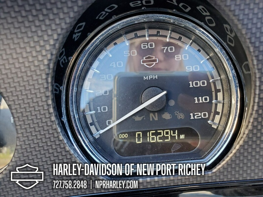 2015 Harley-Davidson® CVO™ Street Glide®