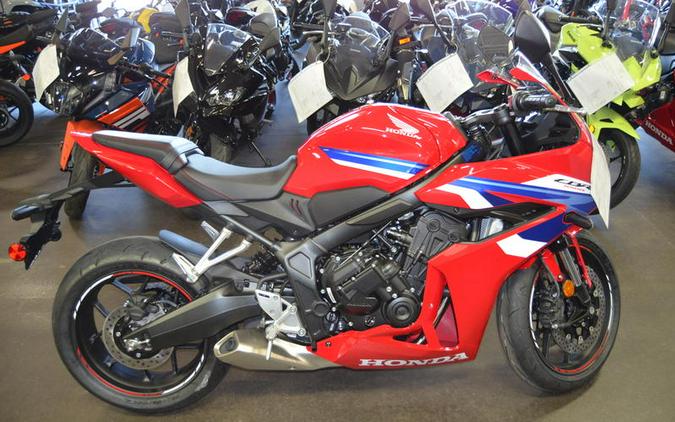 2026 Honda® CBR650R E-Clutch