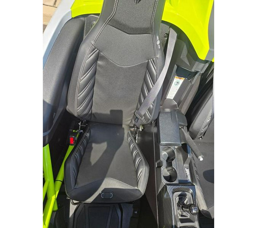 2023 Polaris Slingshot® Slingshot® R Lime Dream (Manual)