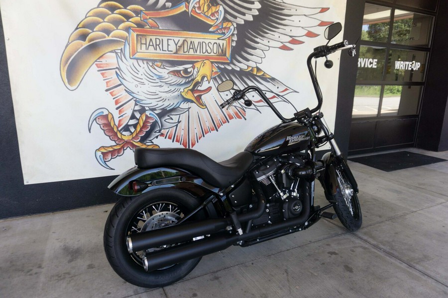 2019 Harley-Davidson Street Bob Vivid Black