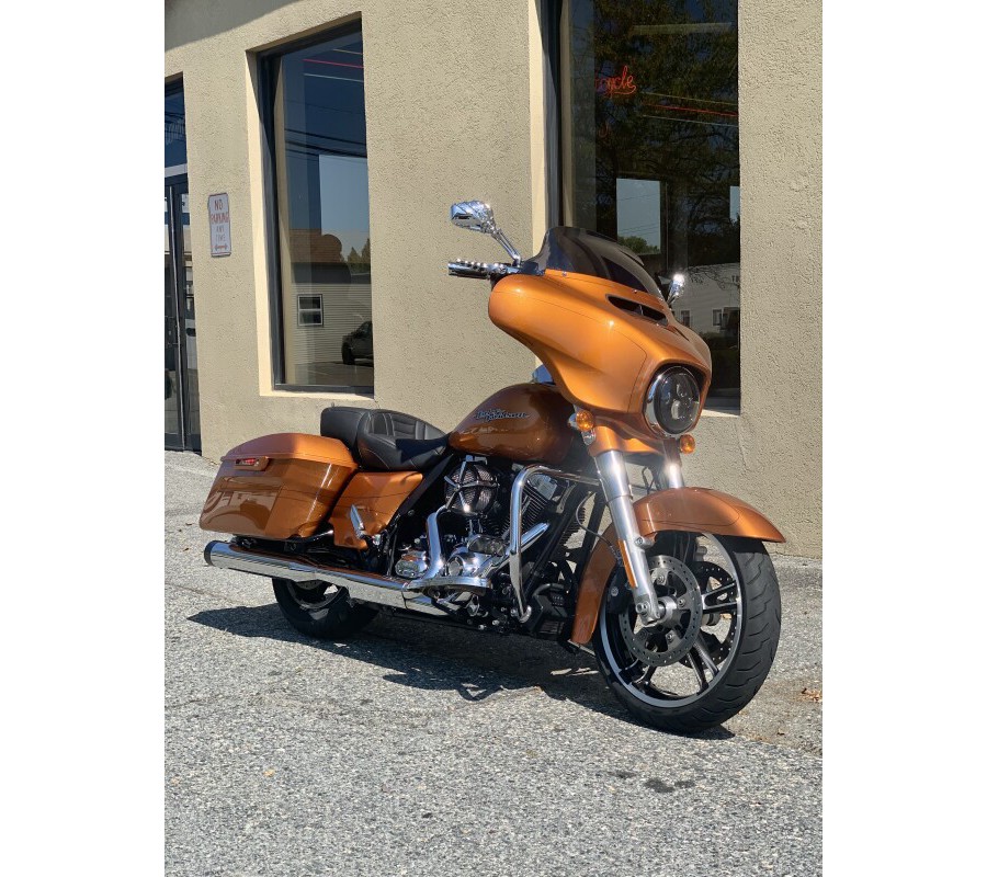 2015 Harley-Davidson Street Glide Special FLHXS