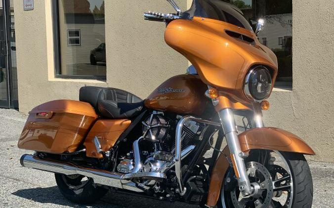 2015 Harley-Davidson Street Glide Special FLHXS