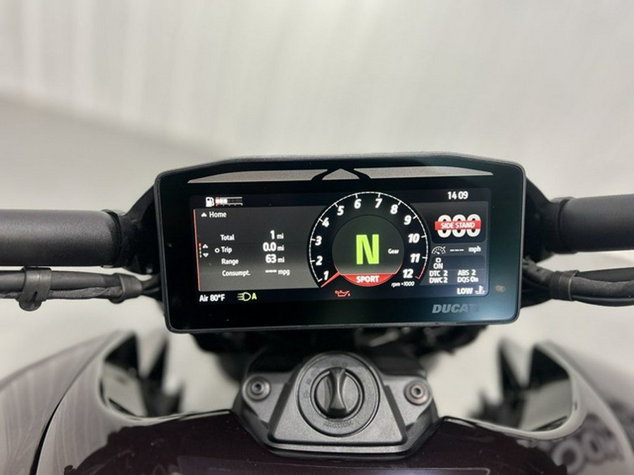 2026 DUCATI XDiavel V4 Black Lava
