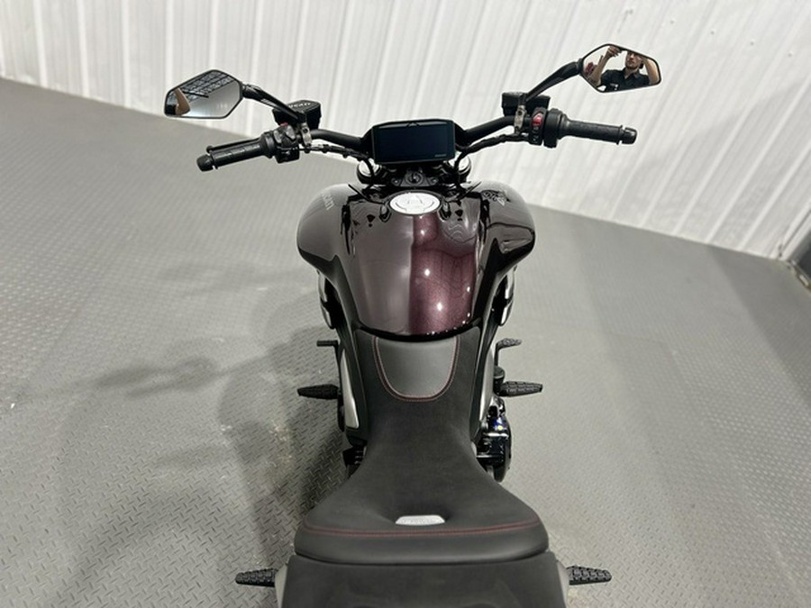2026 DUCATI XDiavel V4 Black Lava