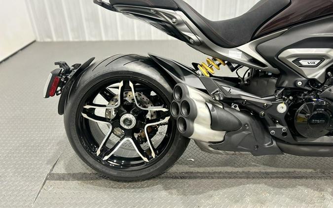 2026 DUCATI XDiavel V4 Black Lava