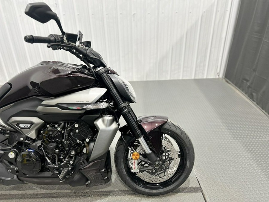 2026 DUCATI XDiavel V4 Black Lava