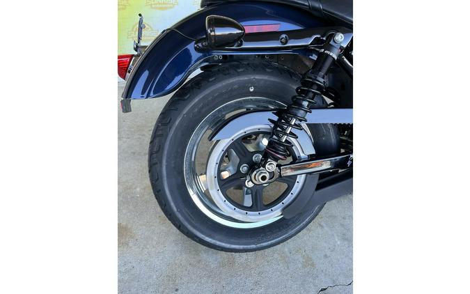 2013 Harley-Davidson® XL1200C 1200 Custom