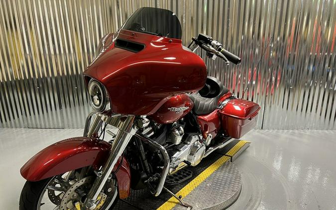 2018 Harley-Davidson FLHX - Street Glide