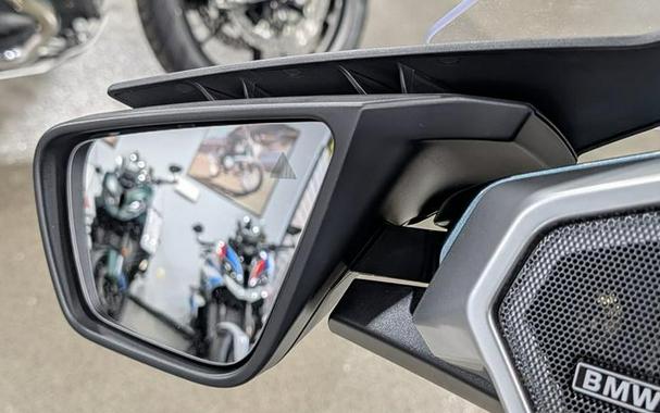 2026 BMW R 1300 RT Option 719 Camargue