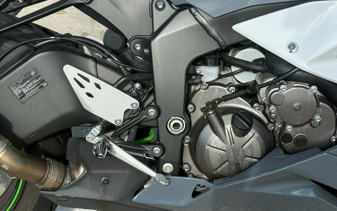 2021 Kawasaki Ninja ZX-6R ABS KRT Edition