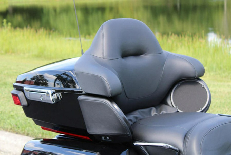 2024 Harley-Davidson Trike FLHTCUTG - Tri Glide Ultra