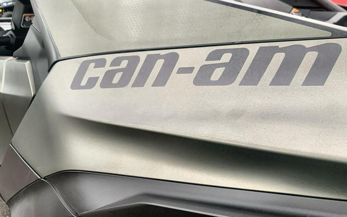 2026 Can-Am MAVERICK R MAX X RC WITH SMART-SHOX 999T DCT