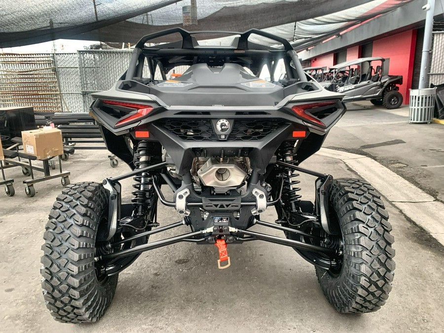 2026 Can-Am MAVERICK R MAX X RC WITH SMART-SHOX 999T DCT