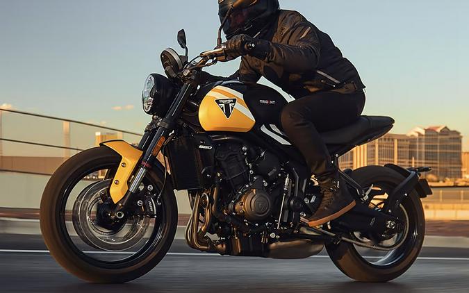 2025 Triumph Trident 660