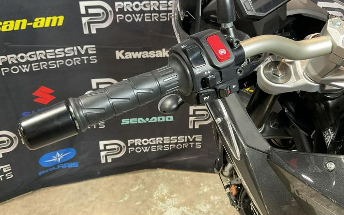 2026 Kawasaki KLE®500 ABS
