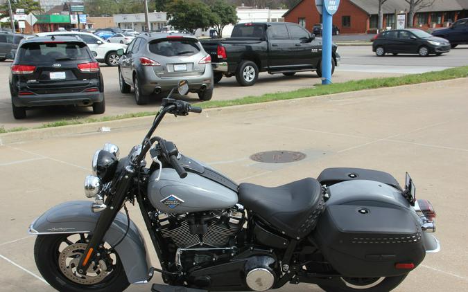 2026 Harley-Davidson Heritage Classic Solo Model