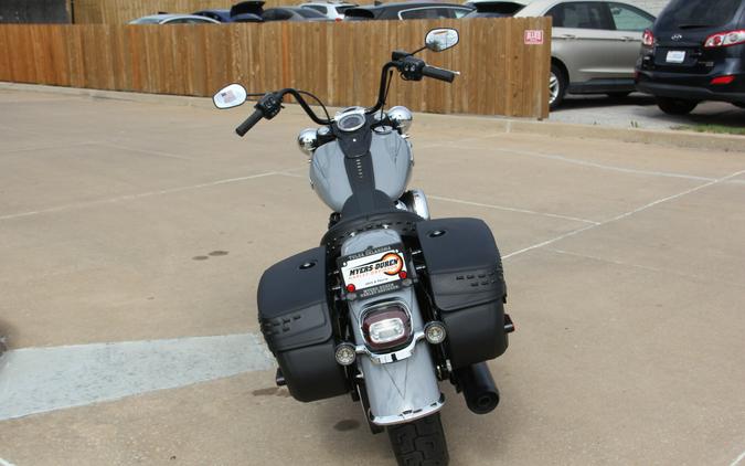 2026 Harley-Davidson Heritage Classic Solo Model