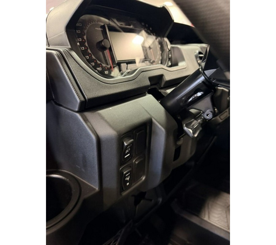 2027 Polaris Ranger Crew XP 1000 NorthStar Premium