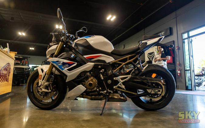 2024 BMW S 1000 R Light White/M Motorsport