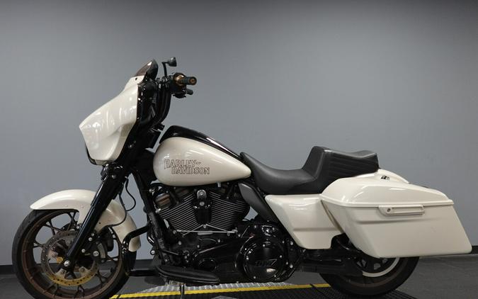 2023 Harley-Davidson FLHXST