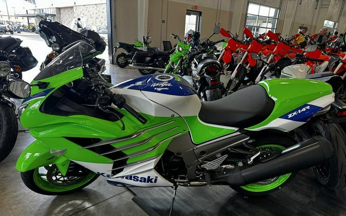 2024 Kawasaki Ninja® ZX™-14R 40th Anniversary Edition ABS