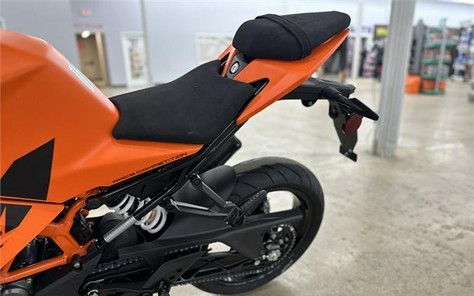 2023 KTM RC 390