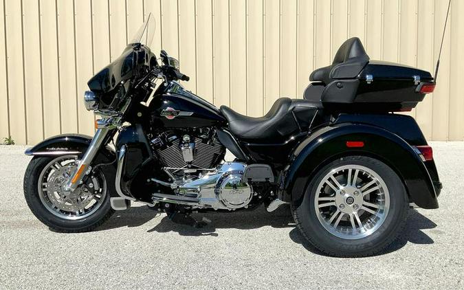 2024 Harley-Davidson® FLHTCUTG - Tri Glide® Ultra