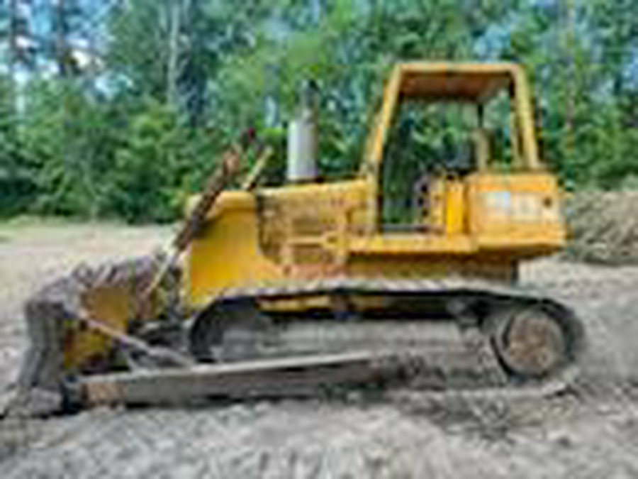 1995 John Deere 750B LONG TRACK WITH NEW UNDER CARRIAGE