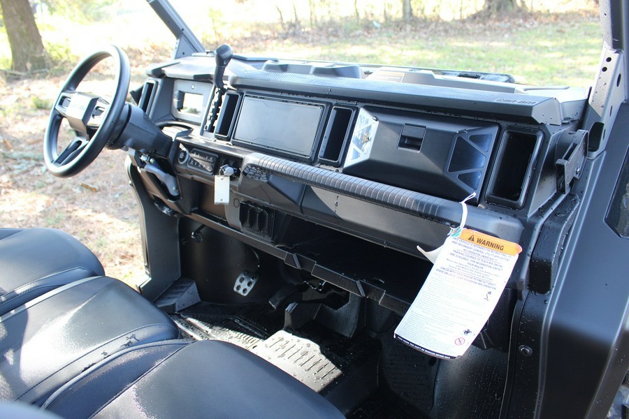 2026 Can-Am DEFENDER MAX XT HD11