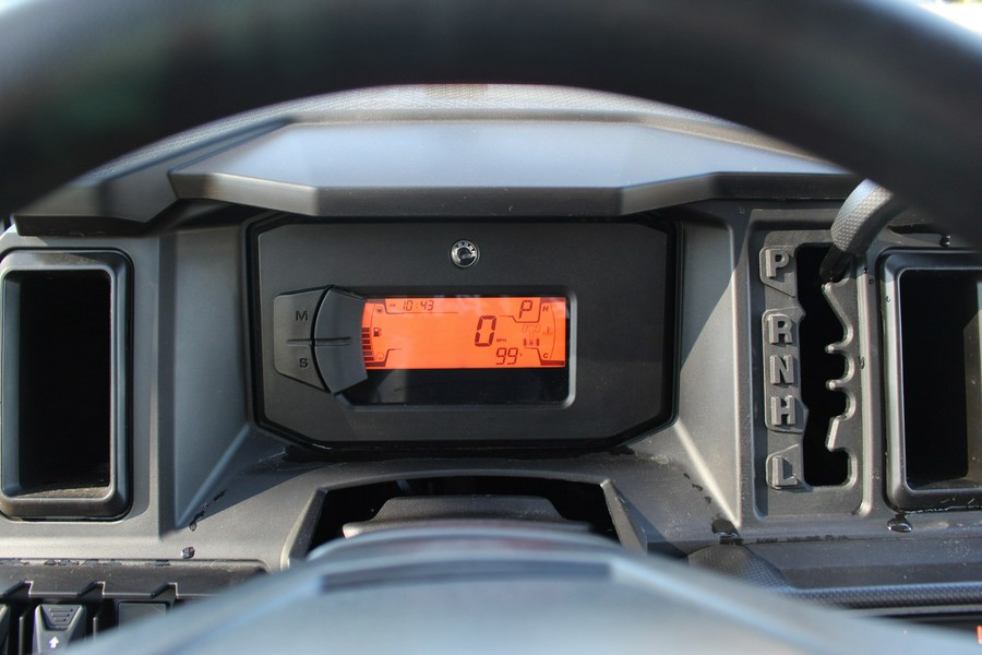 2026 Can-Am DEFENDER MAX XT HD11