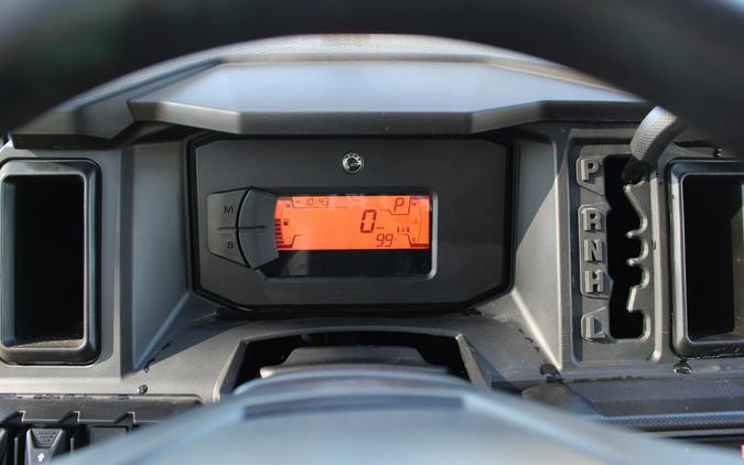 2026 Can-Am DEFENDER MAX XT HD11