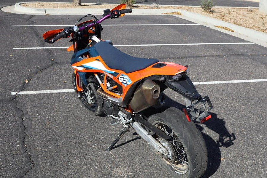 2024 KTM 690 SMC R