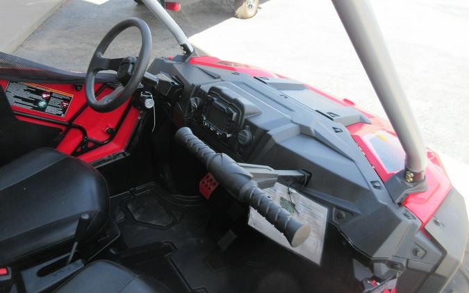 2026 POLARIS RZR 200 EFI