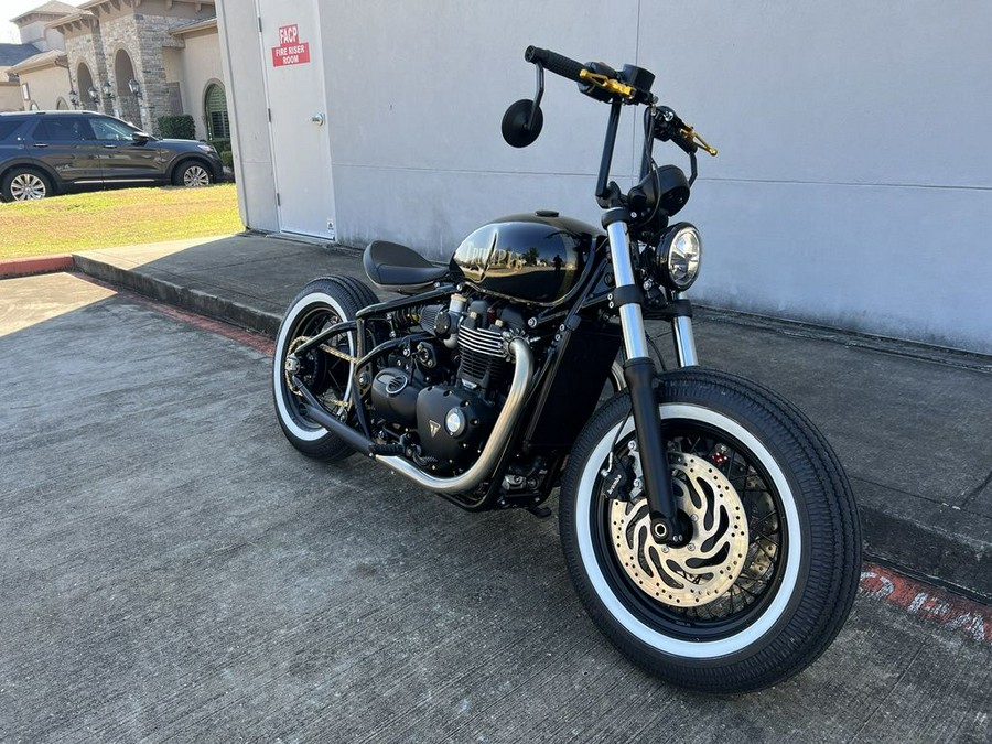 2023 Triumph Bonneville Bobber Jet Black