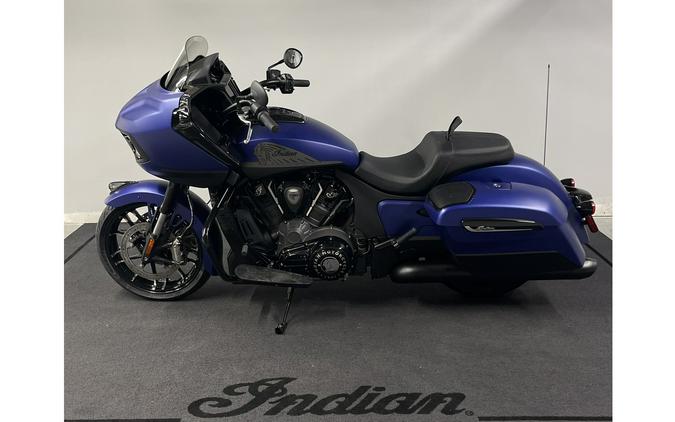 2024 Indian Motorcycle Challenger Dark Horse® with PowerBand Audio Package