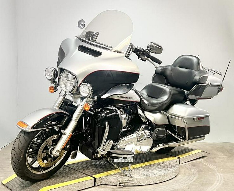 2015 Harley-Davidson® FLHTKL - Ultra Limited Low