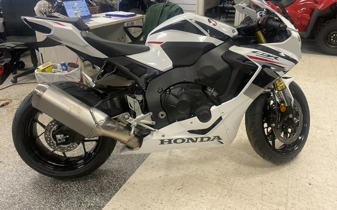 2026 Honda CBR1000RR ABS