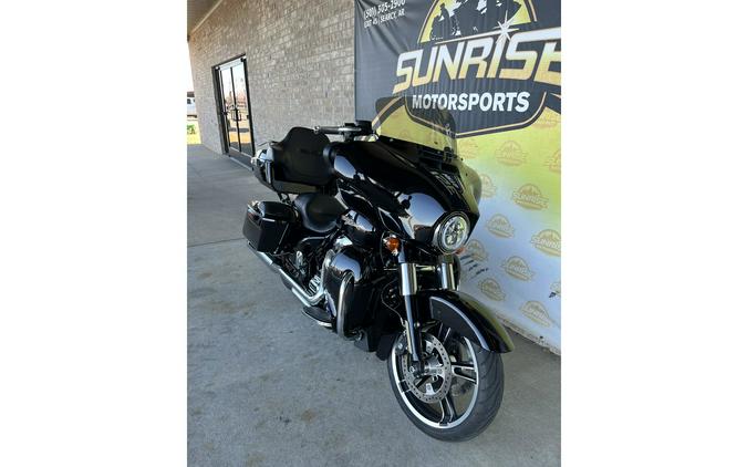 2017 Harley-Davidson® FLHXS Street Glide® Special