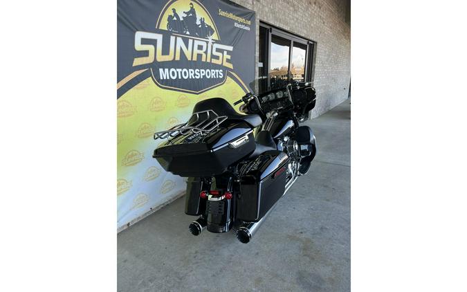 2017 Harley-Davidson® FLHXS Street Glide® Special