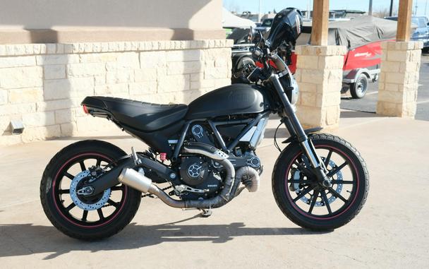2016 DUCATI SCRAMBLER FLAT TRACK PRO