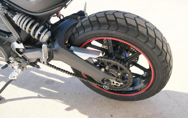 2016 DUCATI SCRAMBLER FLAT TRACK PRO