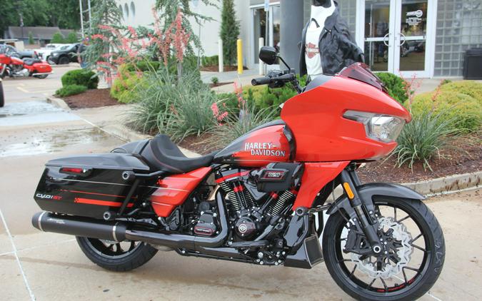 2026 Harley-Davidson CVO Road Glide ST Citrus Heat