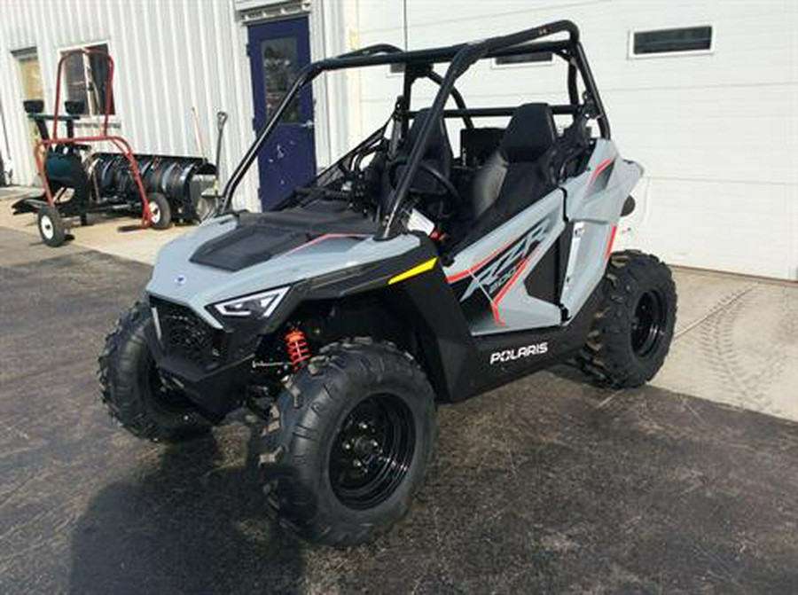 2024 Polaris RZR 200 EFI