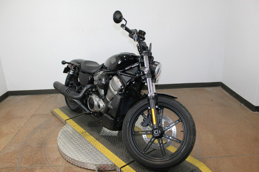 Harley-Davidson® Nightster™ 2023 RH975 309284A BLACK